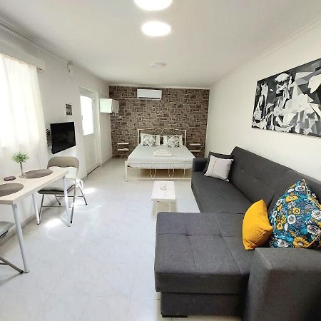 S For Studio - Detached, Close To City Center Chania  Exterior foto